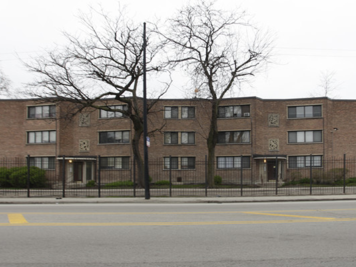 Parkway Gardens Apartments 6415 S Calumet Ave Chicago Il 60637 Lowincomehousing Us - chicago condo roblox