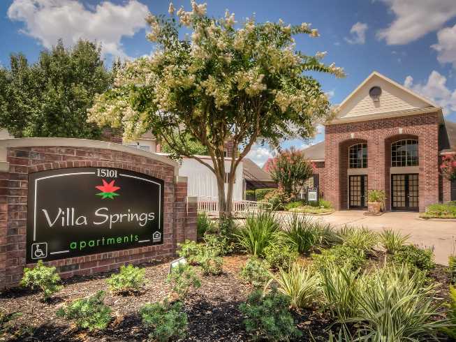 Villa Springs Apartments