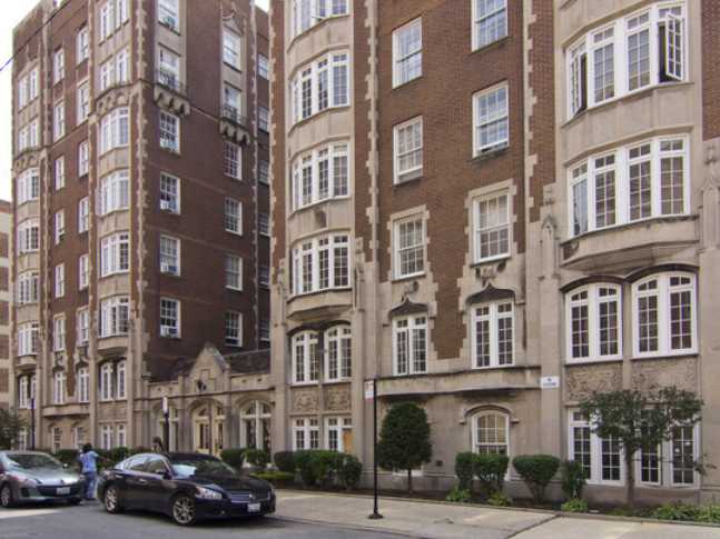 Cyril Court Apartments