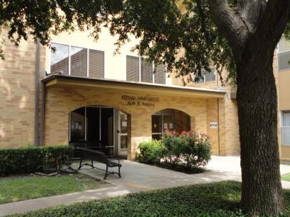 Low Income Housing Near 75228 Silver Gardens Apartments
