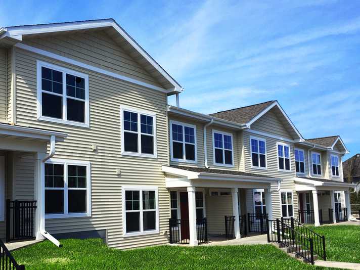 Newbury Place Apartments & Townhomes
