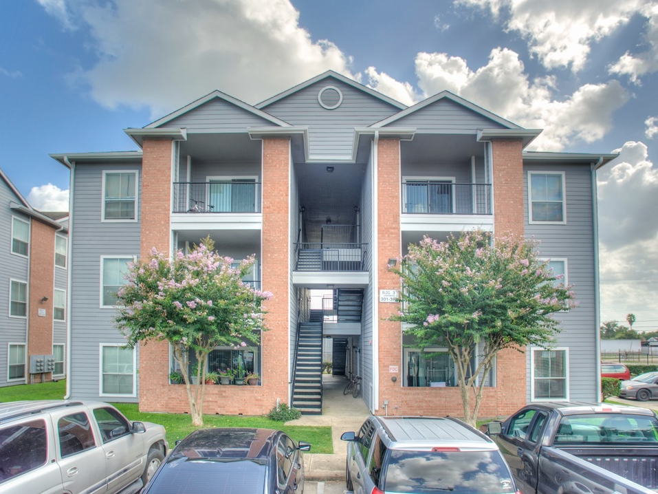 Plaza De Magnolia 7310 Sherman St, Houston, TX 77011