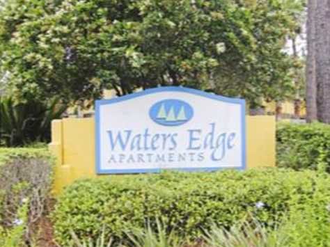 Water’s Edge Apartments