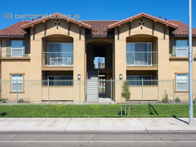 Sandstone Family Apartments | 1515 E Jensen Ave, Fresno, CA 93706
