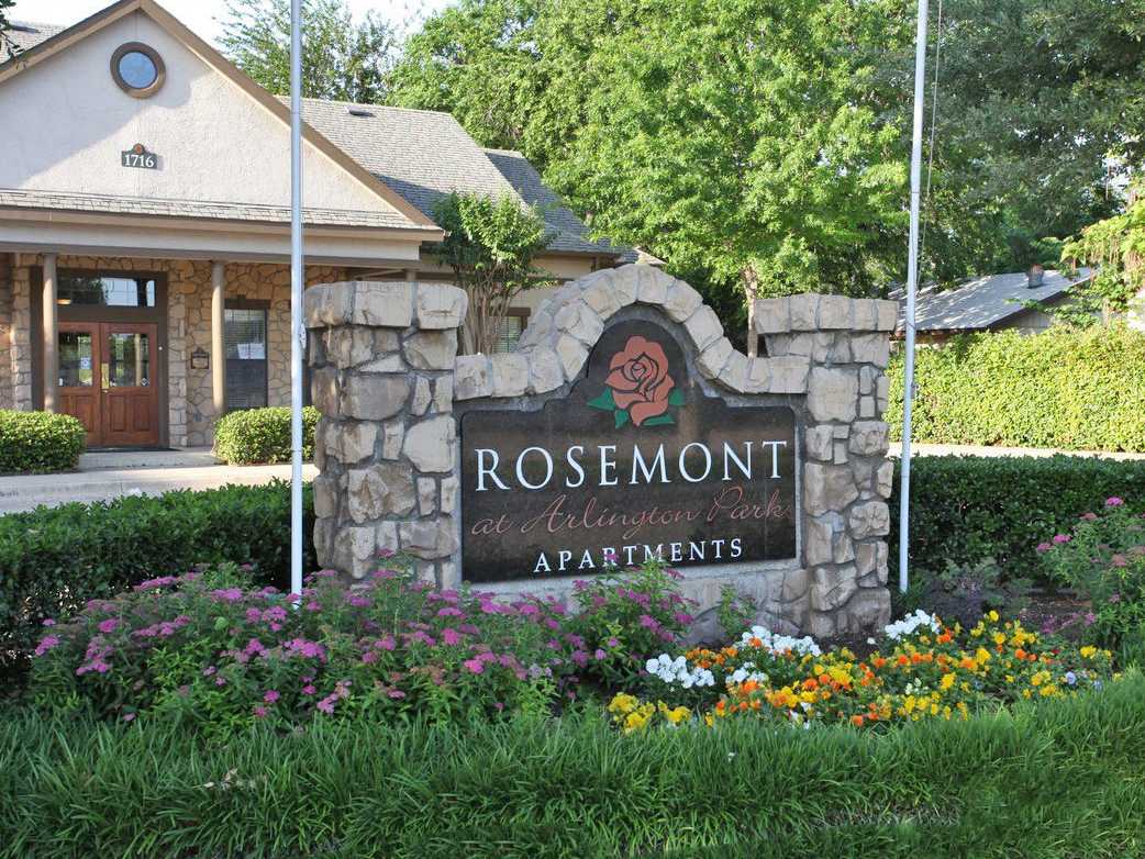 Rosemont at Arlington Park