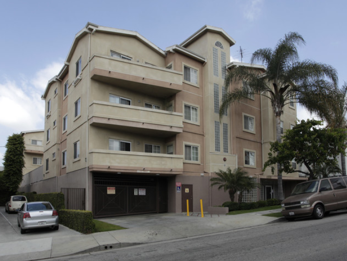 Mid City Neighborhood Los Angeles California Low Income Housing Cochran City Lights