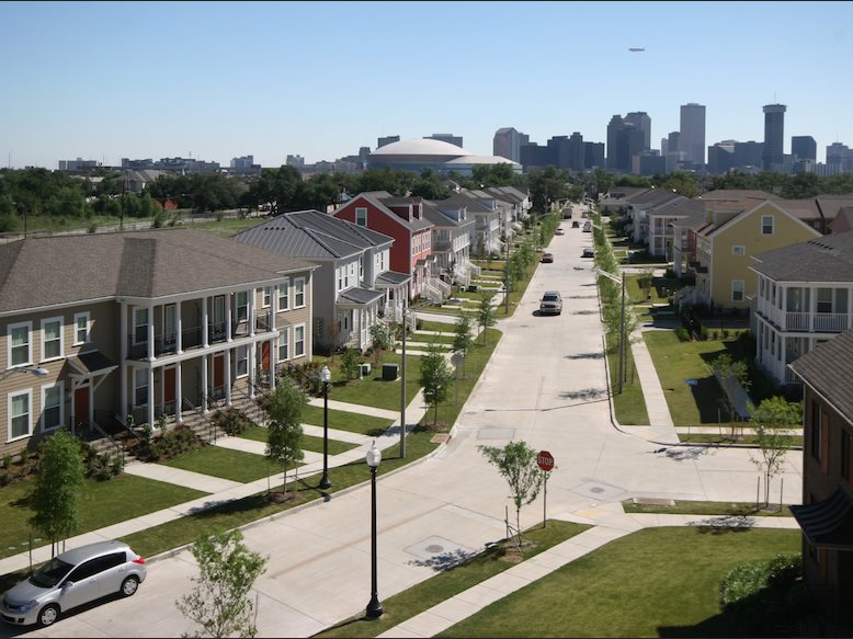 200/sq ft house in Central City OT Lounge