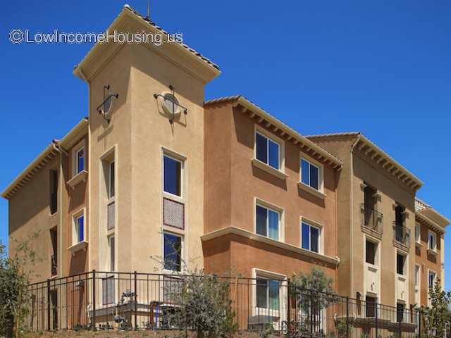 Terracina Apartments - LA