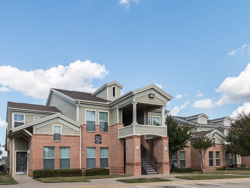 Overton Park Townhomes 5501 Overton Ridge Blvd, Fort Worth, TX 76132