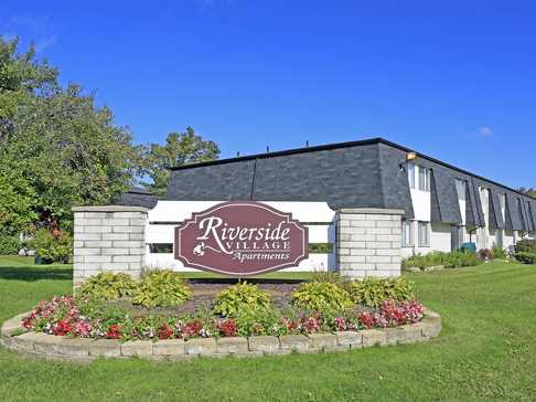 Riverside Village Apartments