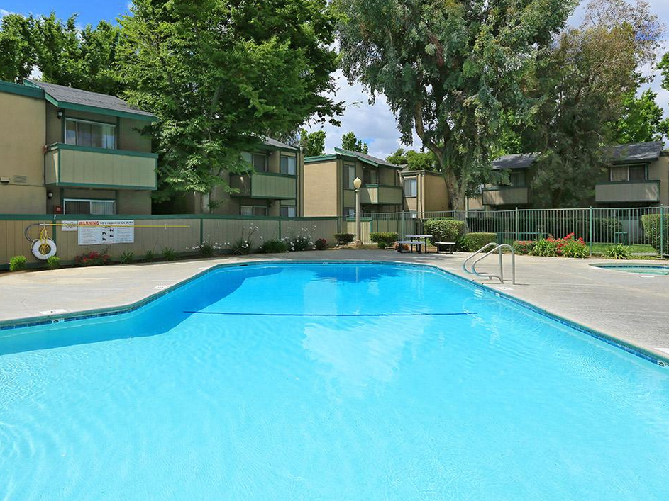 Village At 9th Apartments Fresno 5158 N 9th St, Fresno, CA 93710