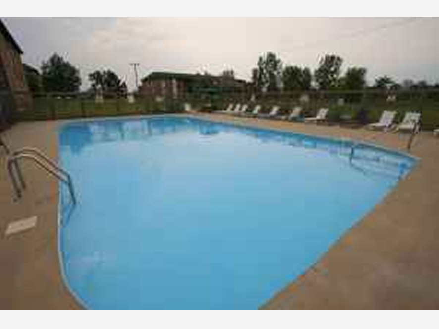 Breckenridge Apartments Portage