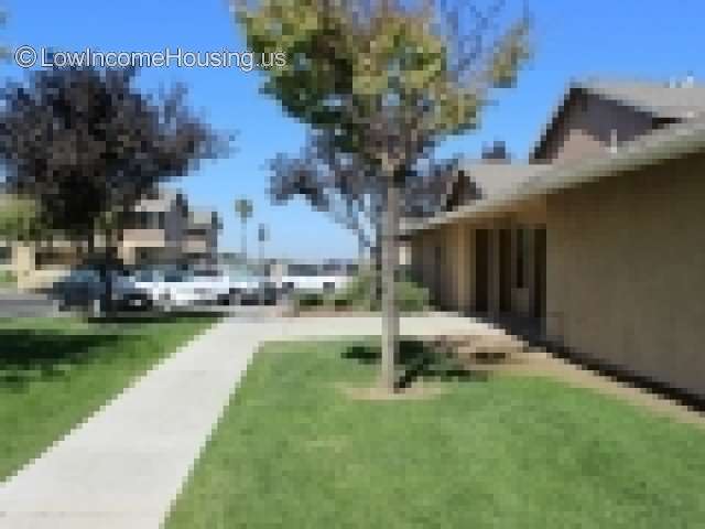  Country Way Apartments – Mendota 